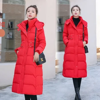 Uzun Parkas Standı Yaka Kapşonlu Sıcak Aşağı pamuklu ceket Kadın Kış Ince Kırmızı Rüzgar Geçirmez Kar Giyim Ceket Sıcak Kapitone Dış Giyim