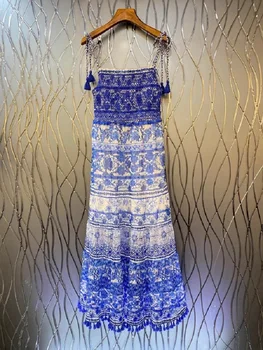 Yeni 2023 Yaz uzun elbise Yüksek Kalite Bayanlar Spagetti Kayışı Vintage Porselen Baskılar Elastik Göğüs Seksi Mavi Uzun Maxi Elbise